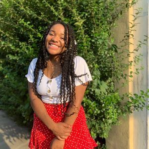 Meet your Posher, Nina